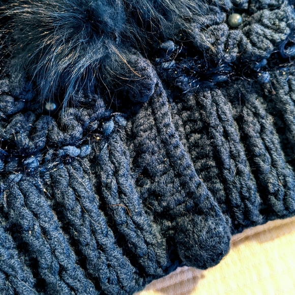 Cartise cropped cardigan with fox fur trim - Picture 4 of 8